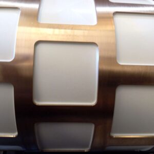 Molde de bronce con plastico